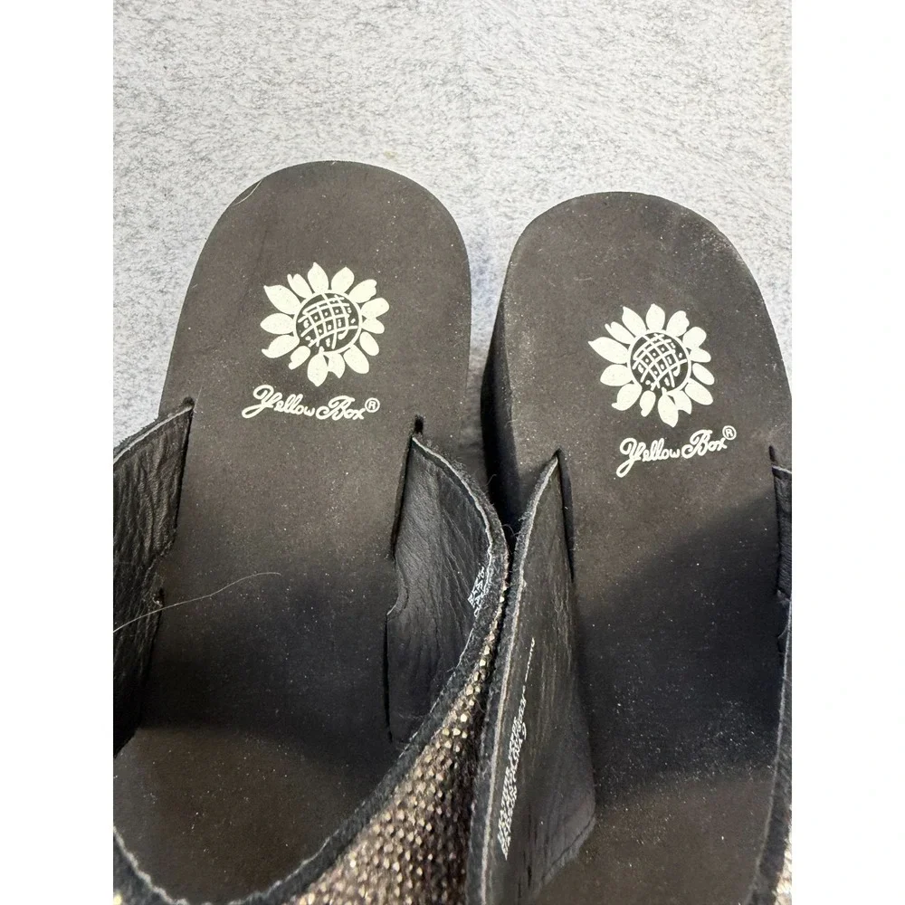 Yellow Box "Sam" black Rhinestone Fiip Flops size 9M - Picture 3 of 8
